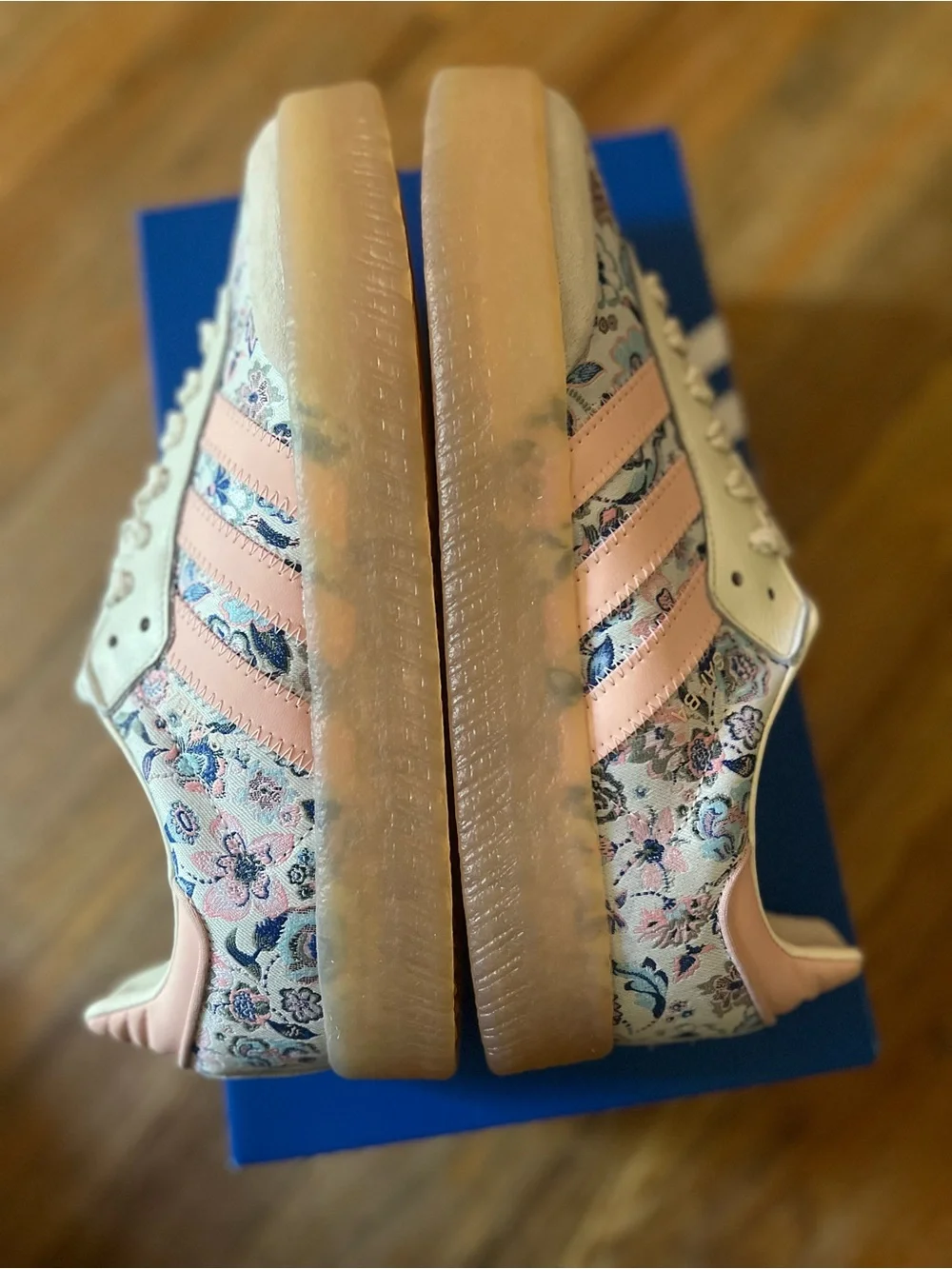 ADIDAS X LIBERTY LONDON COLLAB SAMBAE J UNISEX SIZE 7